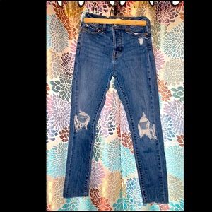 Levi’s Wedgie Fit Skinny Jeans Raw Hem